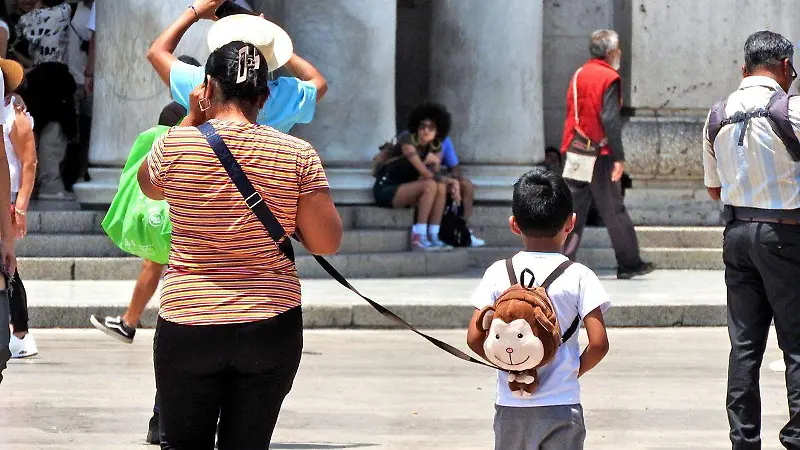 Trabajadoras, fuertes, inquebrantables: CDMX celebró a las mamás en su día [Fotorreportaje]